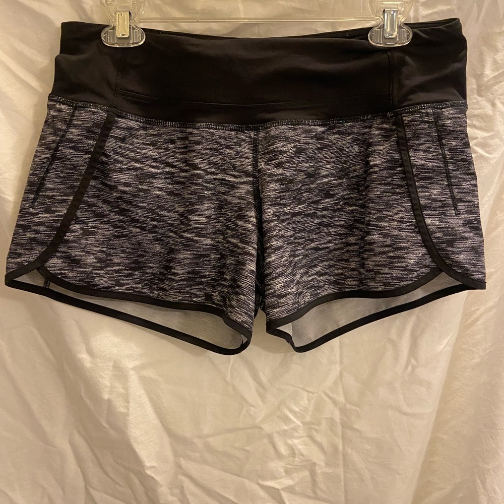 lululemon shorts black and white